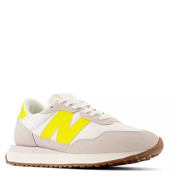 New Balance 237 sneakers - Picture 1 of 7